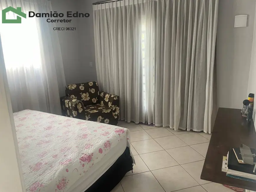 Foto 4 de Casa com 4 quartos à venda, 90m2 em Itupeva - SP