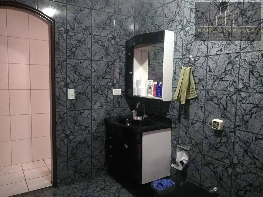 Sobrado com 3 quartos à venda, 200m2 em Jardim Ângela Maria, Carapicuiba - SP - imagem 7 Foto 7 de Sobrado com 3 quartos à venda, 200m2 em Jardim Ângela Maria, Carapicuiba - SP