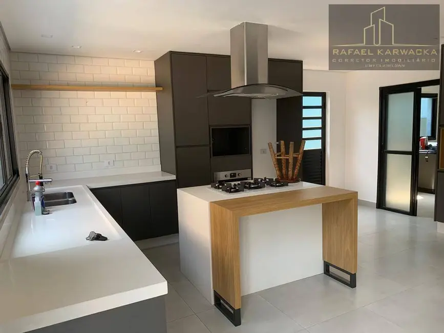 Sobrado com 5 quartos à venda, 287m2 em City Bussocaba, Osasco - SP - imagem 8 Foto 8 de Sobrado com 5 quartos à venda, 287m2 em City Bussocaba, Osasco - SP