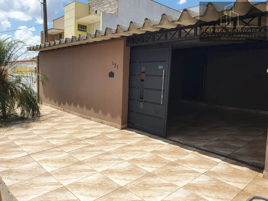 Foto 2 de Casa com 3 quartos à venda, 217m2 em Jardim Leocádia, Sorocaba - SP