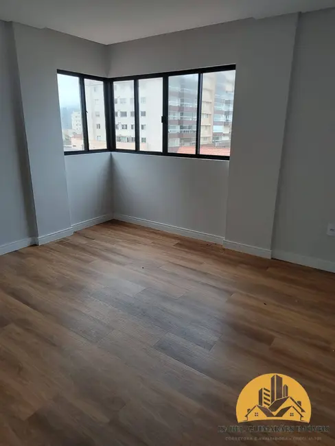 Foto 9 de Apartamento com 3 quartos à venda, 117m2 em Gravatá, Navegantes - SC