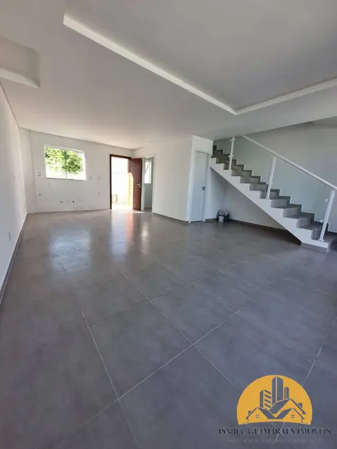 Foto 3 de Sobrado com 3 quartos à venda, 100m2 em Meia Praia, Navegantes - SC