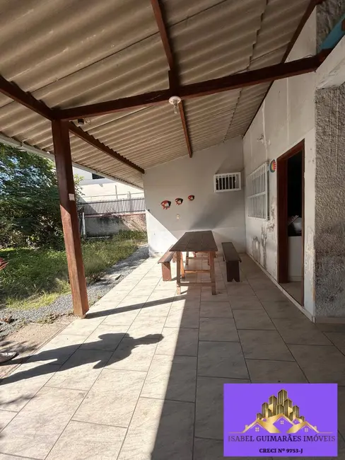 Casa com 4 quartos à venda, 300m2 em Meia Praia, Navegantes - SC - imagem 2 Foto 2 de Casa com 4 quartos à venda, 300m2 em Meia Praia, Navegantes - SC