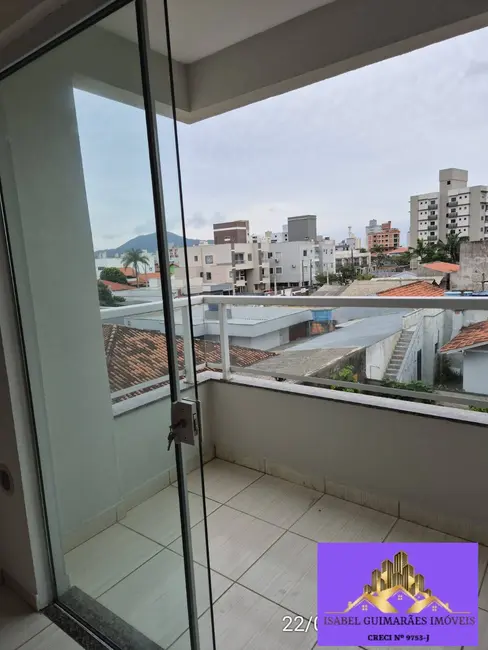 Foto 3 de Apartamento com 2 quartos à venda, 70m2 em Gravatá, Navegantes - SC