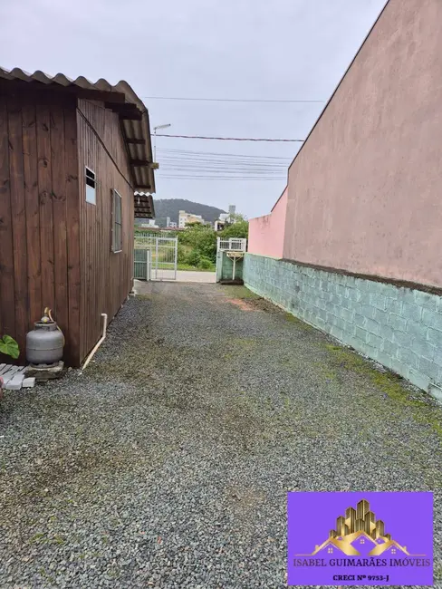 Foto 2 de Terreno / Lote à venda, 360m2 em Gravatá, Navegantes - SC