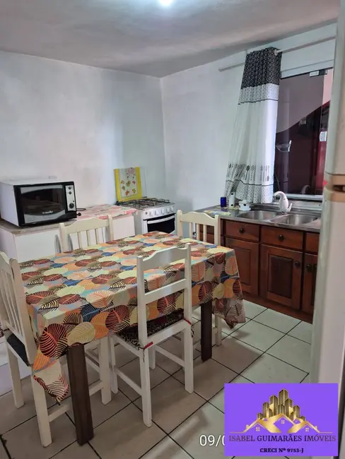Foto 2 de Casa com 2 quartos para alugar, 120m2 em Penha - SC