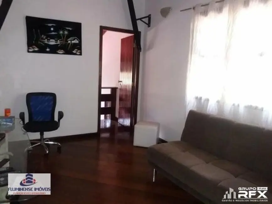 Foto 9 de Casa com 5 quartos à venda, 180m2 em Itaipu, Niteroi - RJ