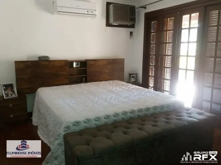 Foto 7 de Casa com 5 quartos à venda, 180m2 em Itaipu, Niteroi - RJ