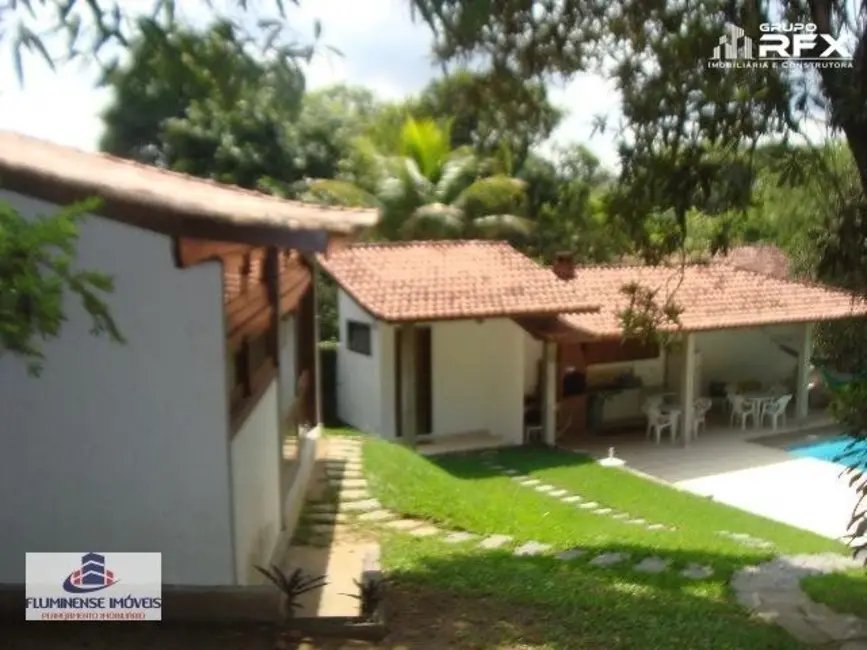 Foto 2 de Casa com 5 quartos à venda, 2400m2 em Vila Progresso, Niteroi - RJ
