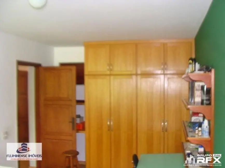 Foto 6 de Casa com 5 quartos à venda, 2400m2 em Vila Progresso, Niteroi - RJ