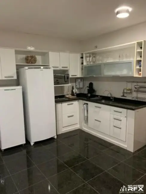 Foto 4 de Casa com 4 quartos à venda, 200m2 em São Francisco, Niteroi - RJ