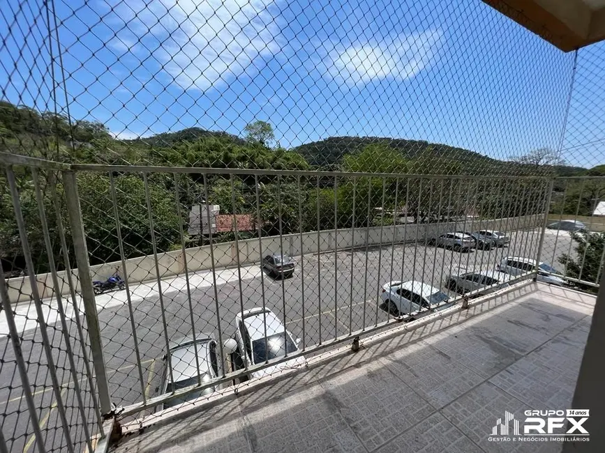 Apartamento com 2 quartos para alugar, 60m2 em Rio do Ouro, Niteroi - RJ - imagem 5 Foto 5 de Apartamento com 2 quartos para alugar, 60m2 em Rio do Ouro, Niteroi - RJ