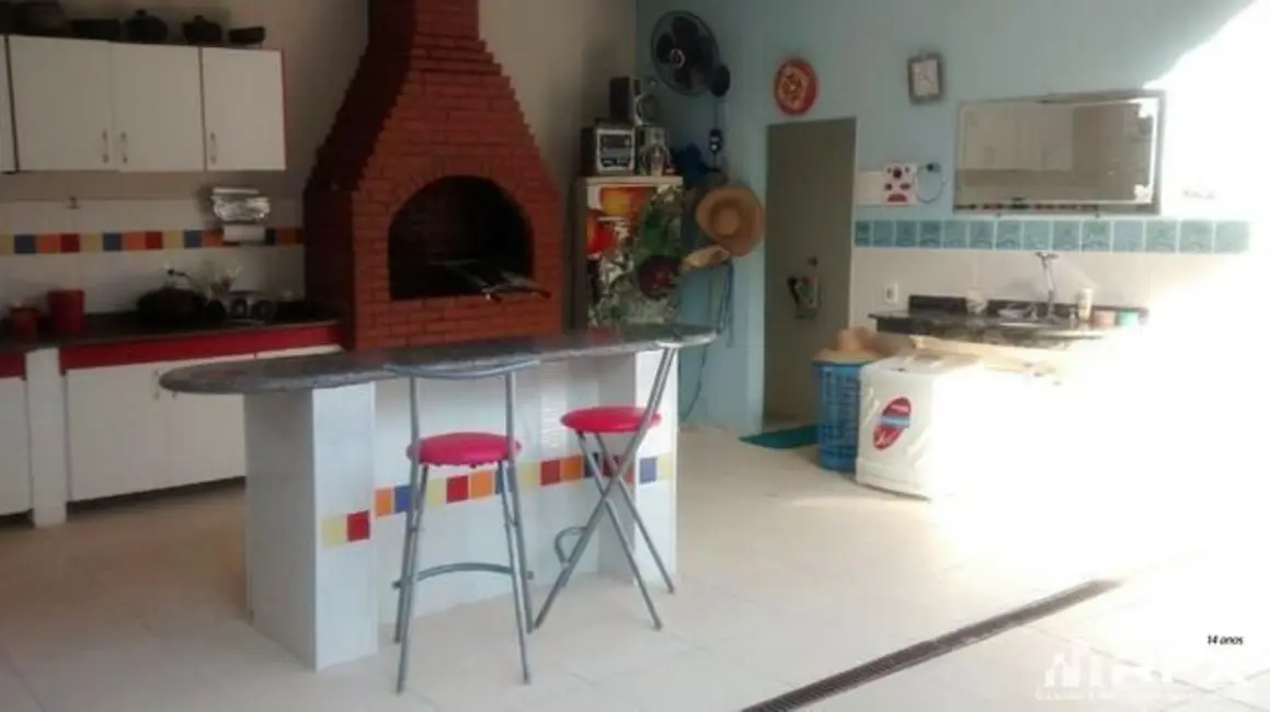 Foto 6 de Casa de Condomínio com 6 quartos para alugar, 277m2 em Niteroi - RJ