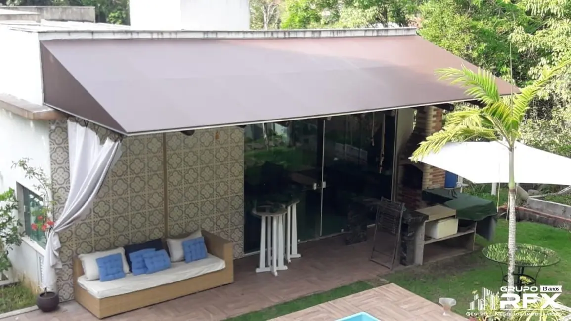 Casa de Condomínio com 3 quartos à venda, 400m2 em Sao Goncalo - RJ - imagem 2 Foto 2 de Casa de Condomínio com 3 quartos à venda, 400m2 em Sao Goncalo - RJ