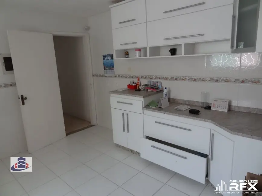 Foto 2 de Casa com 4 quartos à venda, 160m2 em São Francisco, Niteroi - RJ