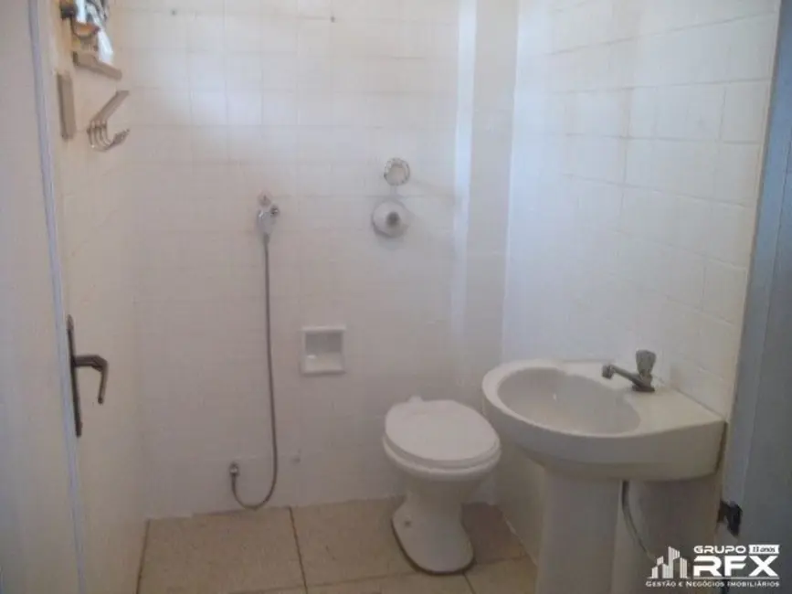 Apartamento com 2 quartos à venda, 70m2 em Icaraí, Niteroi - RJ - imagem 4 Foto 4 de Apartamento com 2 quartos à venda, 70m2 em Icaraí, Niteroi - RJ