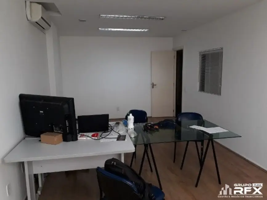Foto 3 de Sala Comercial com 1 quarto à venda, 120m2 em Centro, Niteroi - RJ