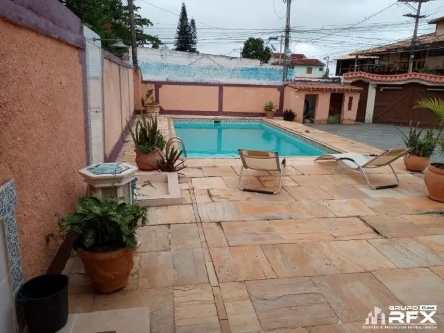 Casa com 3 quartos à venda, 420m2 em Piratininga, Niteroi - RJ - imagem 3 Foto 3 de Casa com 3 quartos à venda, 420m2 em Piratininga, Niteroi - RJ