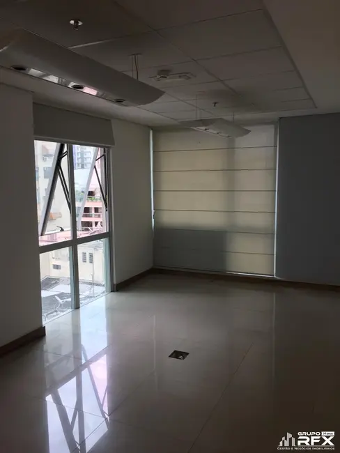 Foto 3 de Sala Comercial com 1 quarto à venda, 36m2 em Icaraí, Niteroi - RJ