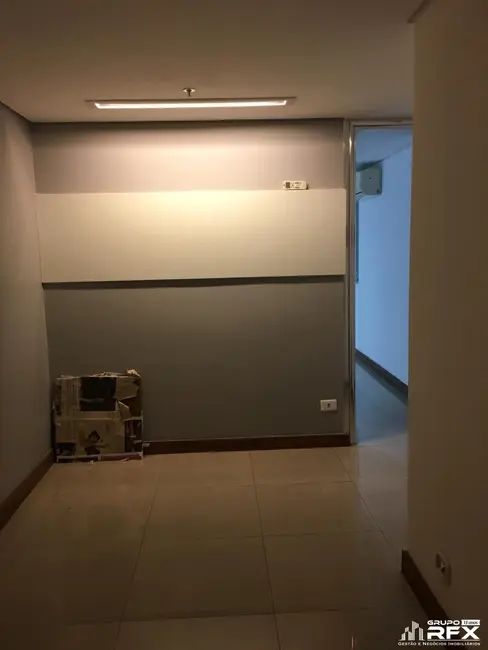Sala Comercial com 1 quarto à venda, 36m2 em Icaraí, Niteroi - RJ - imagem 6 Foto 6 de Sala Comercial com 1 quarto à venda, 36m2 em Icaraí, Niteroi - RJ
