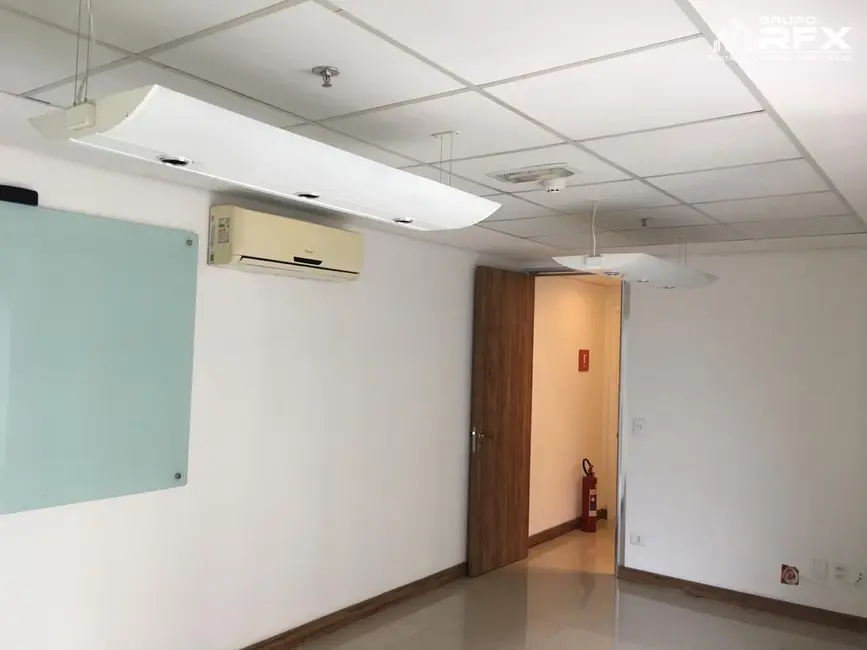 Foto 2 de Sala Comercial com 1 quarto à venda, 36m2 em Icaraí, Niteroi - RJ