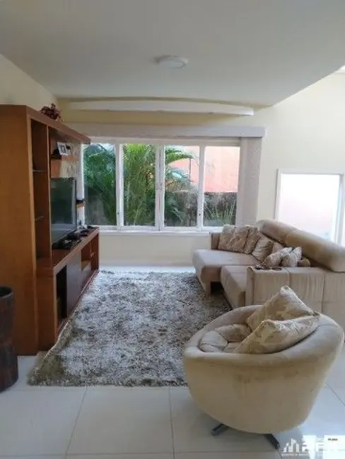 Foto 2 de Casa com 5 quartos à venda, 390m2 em Badu, Niteroi - RJ