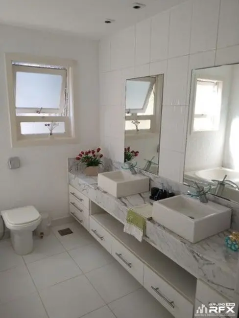 Foto 9 de Casa com 5 quartos à venda, 390m2 em Badu, Niteroi - RJ