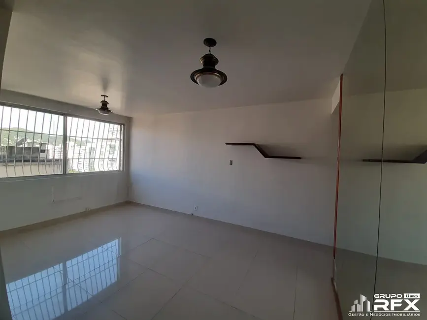 Foto 2 de Apartamento com 2 quartos à venda, 90m2 em Icaraí, Niteroi - RJ