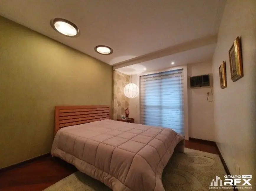 Foto 7 de Apartamento com 3 quartos à venda, 215m2 em Santa Rosa, Niteroi - RJ