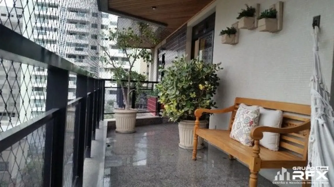 Foto 2 de Apartamento com 3 quartos à venda, 215m2 em Santa Rosa, Niteroi - RJ