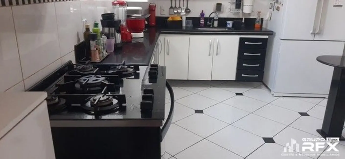 Foto 9 de Casa de Condomínio com 4 quartos à venda, 220m2 em Várzea das Moças, Niteroi - RJ