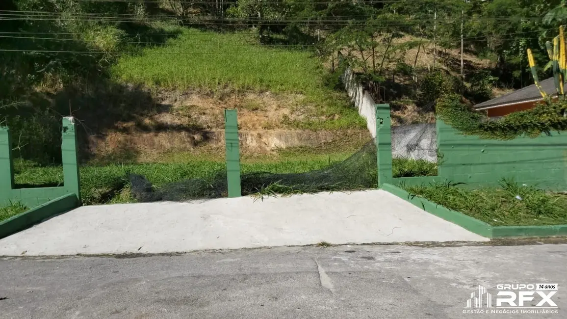 Foto 3 de Terreno / Lote à venda, 750m2 em Serra Grande, Niteroi - RJ