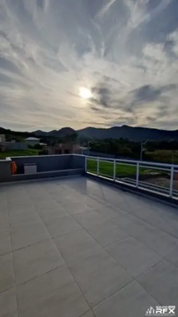 Foto 6 de Casa com 4 quartos à venda, 240m2 em Pindobas, Marica - RJ