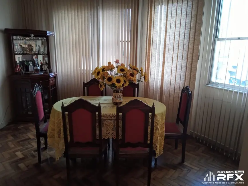 Apartamento com 4 quartos à venda, 110m2 em Copacabana, Rio De Janeiro - RJ - imagem 3 Foto 3 de Apartamento com 4 quartos à venda, 110m2 em Copacabana, Rio De Janeiro - RJ