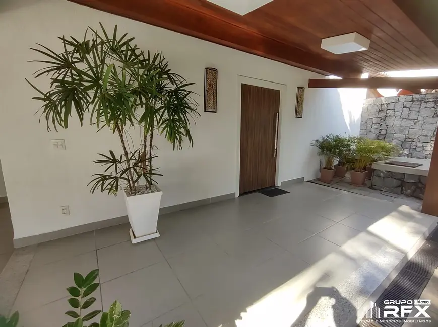 Foto 6 de Casa de Condomínio com 4 quartos à venda, 312m2 em Badu, Niteroi - RJ