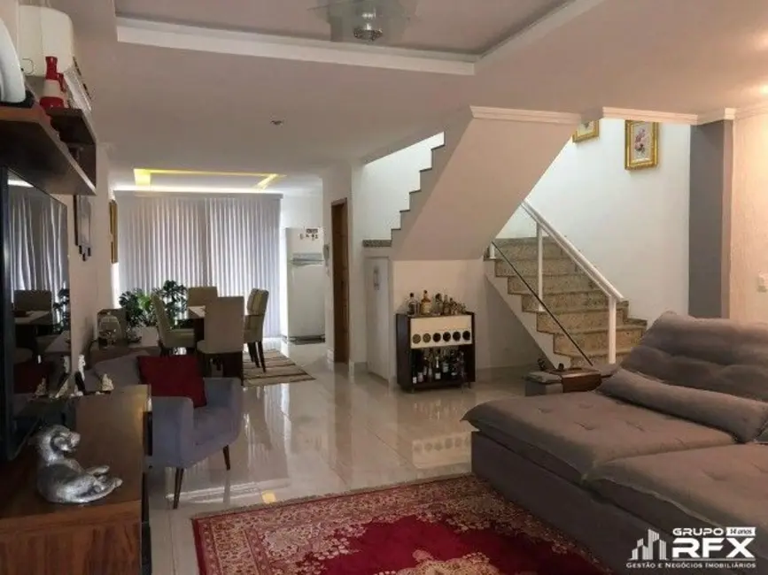 Foto 1 de Casa com 3 quartos à venda, 167m2 em Piratininga, Niteroi - RJ