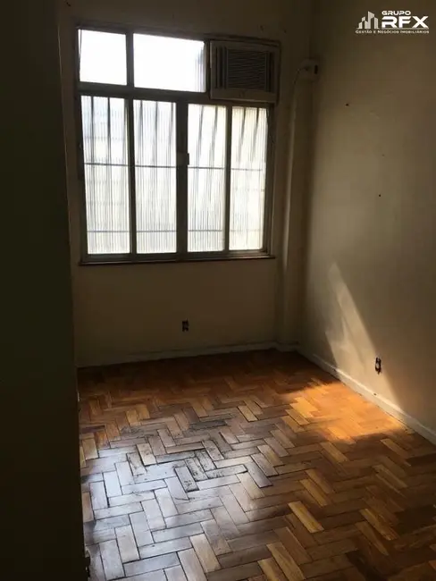 Foto 1 de Sala Comercial com 1 quarto à venda, 31m2 em Centro, Niteroi - RJ