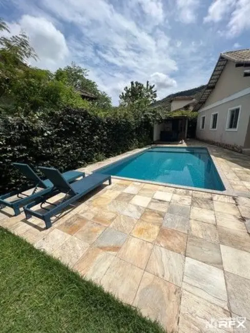 Foto 1 de Casa com 4 quartos à venda, 150m2 em Itaipu, Niteroi - RJ