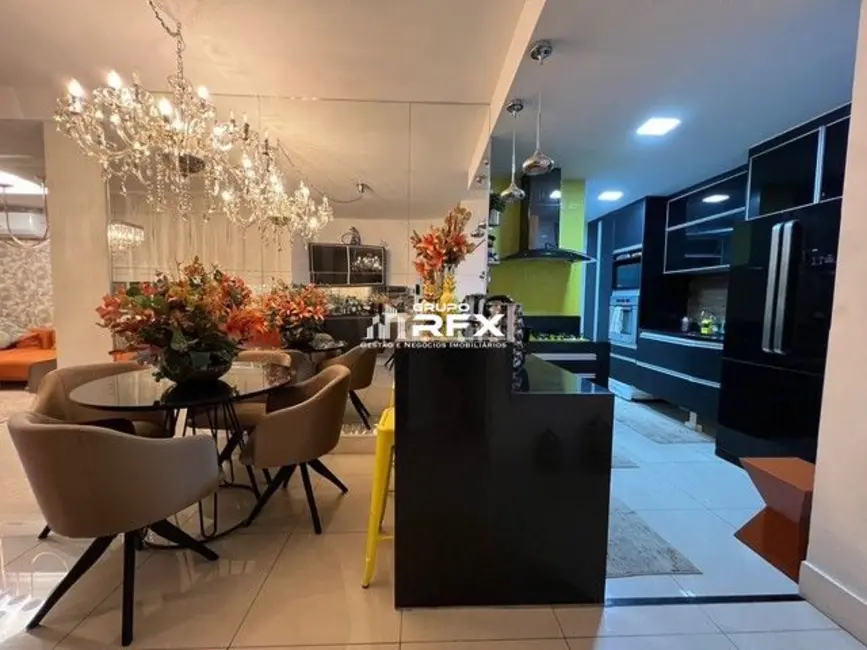 Foto 2 de Apartamento com 3 quartos à venda, 110m2 em Icaraí, Niteroi - RJ