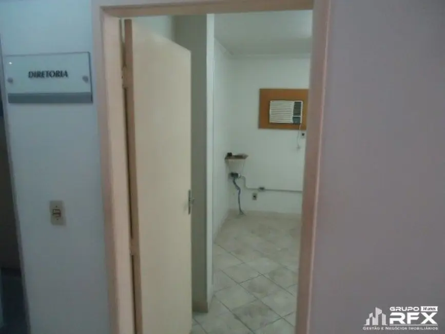 Loja com 12 quartos para alugar, 710m2 em Icaraí, Niteroi - RJ - imagem 9 Foto 9 de Loja com 12 quartos para alugar, 710m2 em Icaraí, Niteroi - RJ