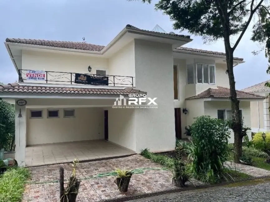 Foto 2 de Casa com 4 quartos à venda, 390m2 em Maceió, Niteroi - RJ
