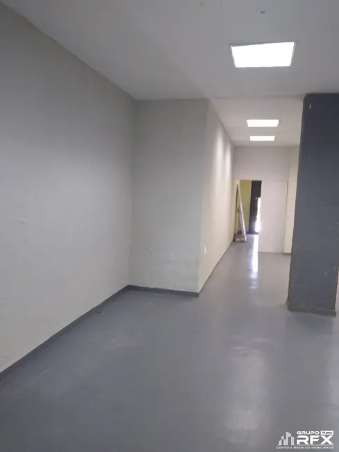 Foto 3 de Loja à venda, 200m2 em Patronato, Sao Goncalo - RJ