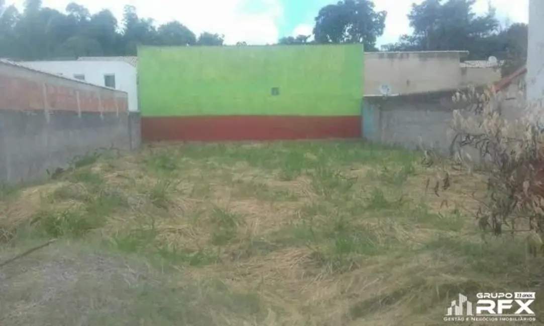 Foto 3 de Terreno / Lote à venda, 360m2 em Centro, Marica - RJ