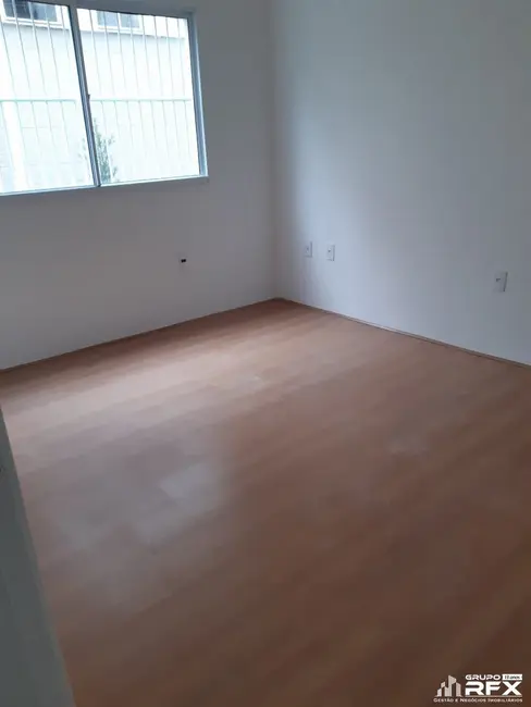 Foto 4 de Apartamento com 1 quarto à venda, 50m2 em Sao Goncalo - RJ