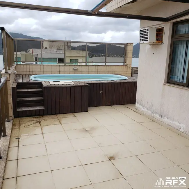 Foto 9 de Cobertura com 3 quartos à venda, 200m2 em Piratininga, Niteroi - RJ