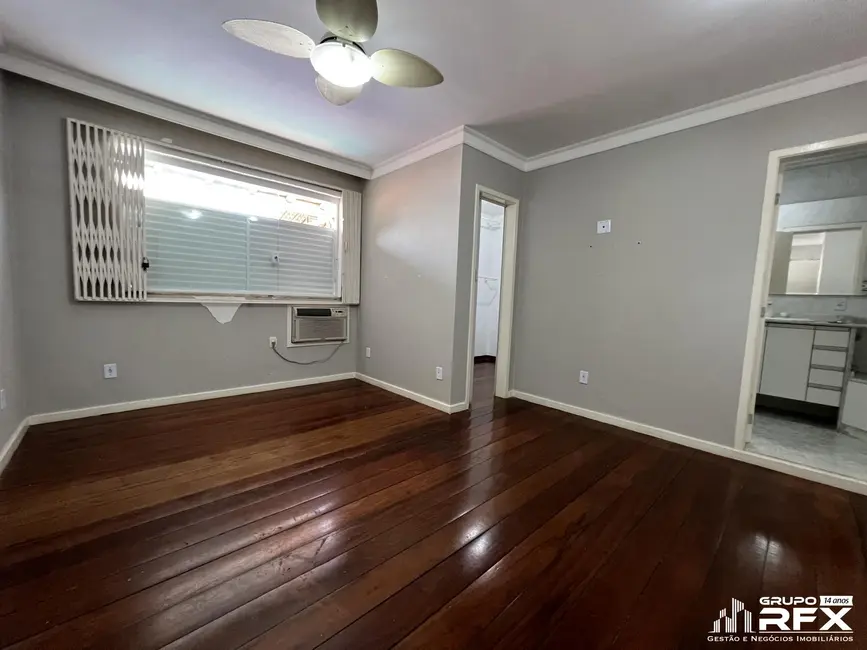 Foto 6 de Casa com 4 quartos à venda, 250m2 em São Francisco, Niteroi - RJ