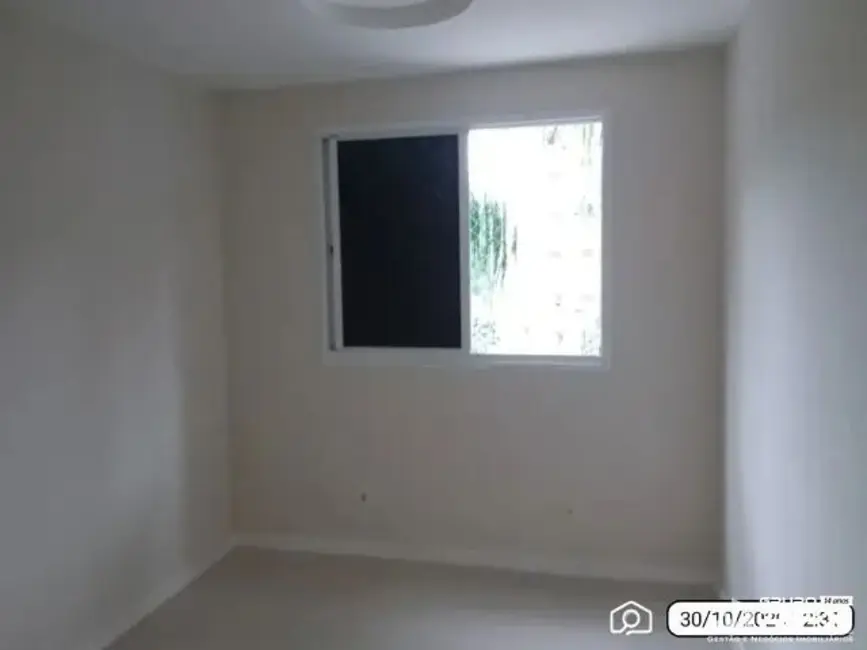 Foto 4 de Apartamento com 3 quartos à venda, 80m2 em Sao Goncalo - RJ