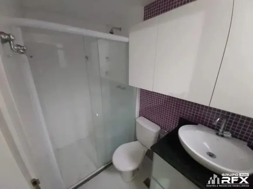 Foto 7 de Apartamento com 3 quartos à venda, 80m2 em Sao Goncalo - RJ