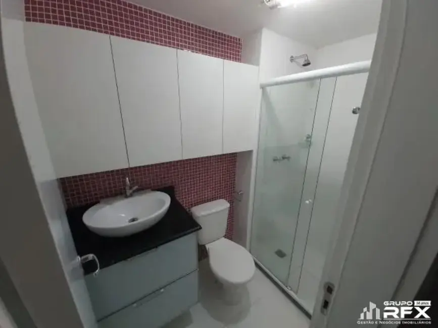 Foto 6 de Apartamento com 3 quartos à venda, 80m2 em Sao Goncalo - RJ