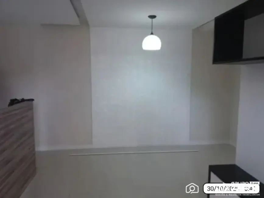 Apartamento com 3 quartos à venda, 80m2 em Sao Goncalo - RJ - imagem 3 Foto 3 de Apartamento com 3 quartos à venda, 80m2 em Sao Goncalo - RJ